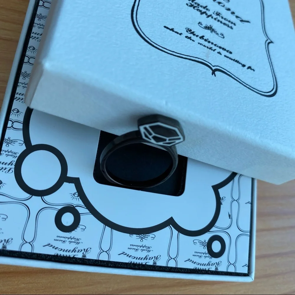 Cute “Diamond” Ring